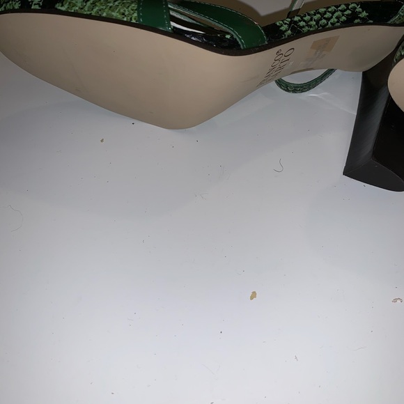 FRANCO SARTO DESS SHOES - Picture 6 of 6